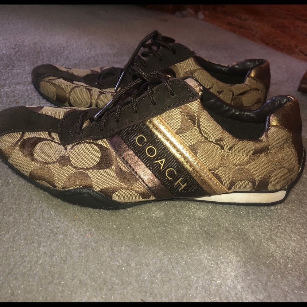 Coach sneakers size 6